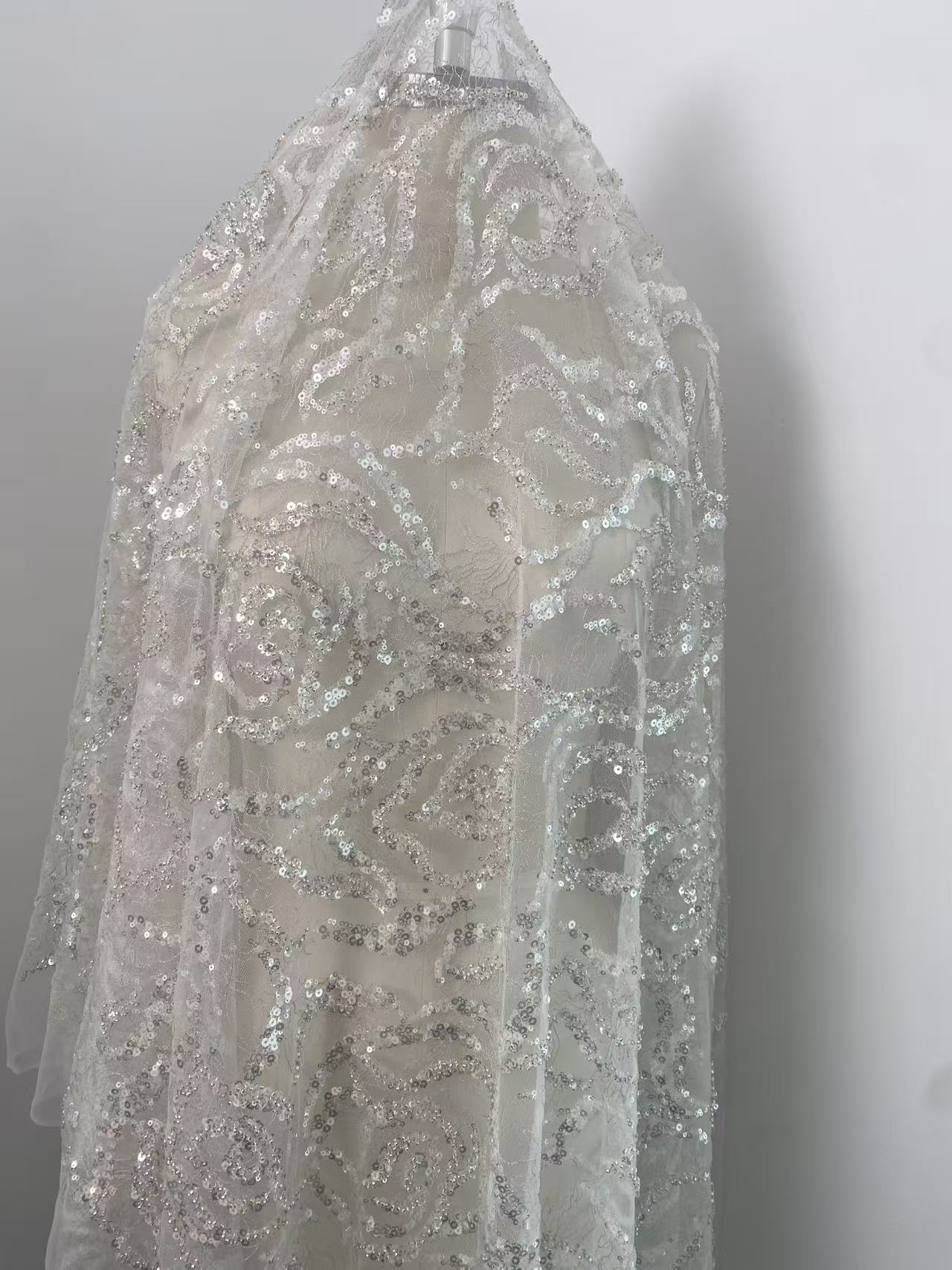 Ağır Boncuklu Dantel Kumaş, Gü - Embroidery Rose incelemesi ve fiyatı